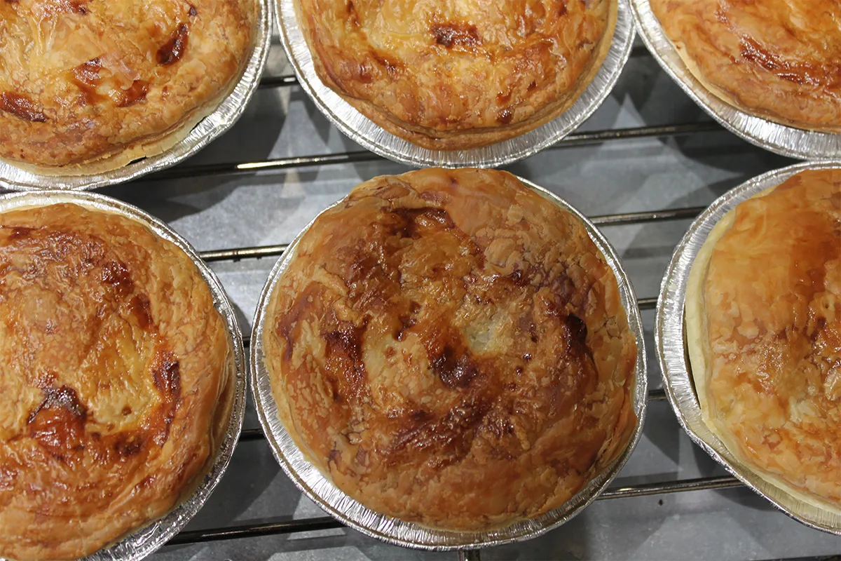 Chunky beef pies (4 Pack)